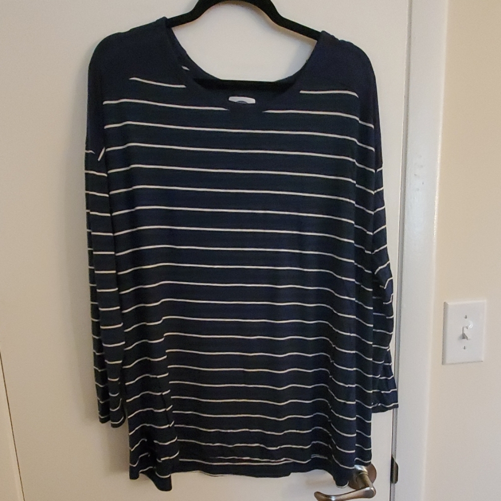 Old Navy Long Sleeve Top